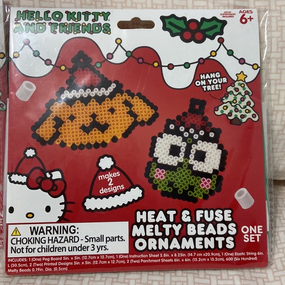 Sanrio Christmas Hello Kitty & Friends Melty Beads Ornaments NWT - Picture 3 of 3